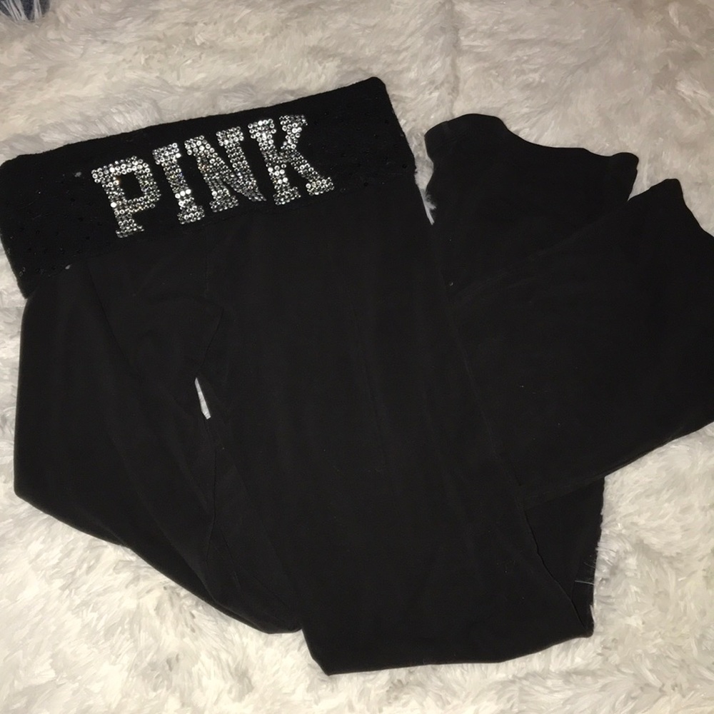 PINK yoga pants with rhinestones and sequins!